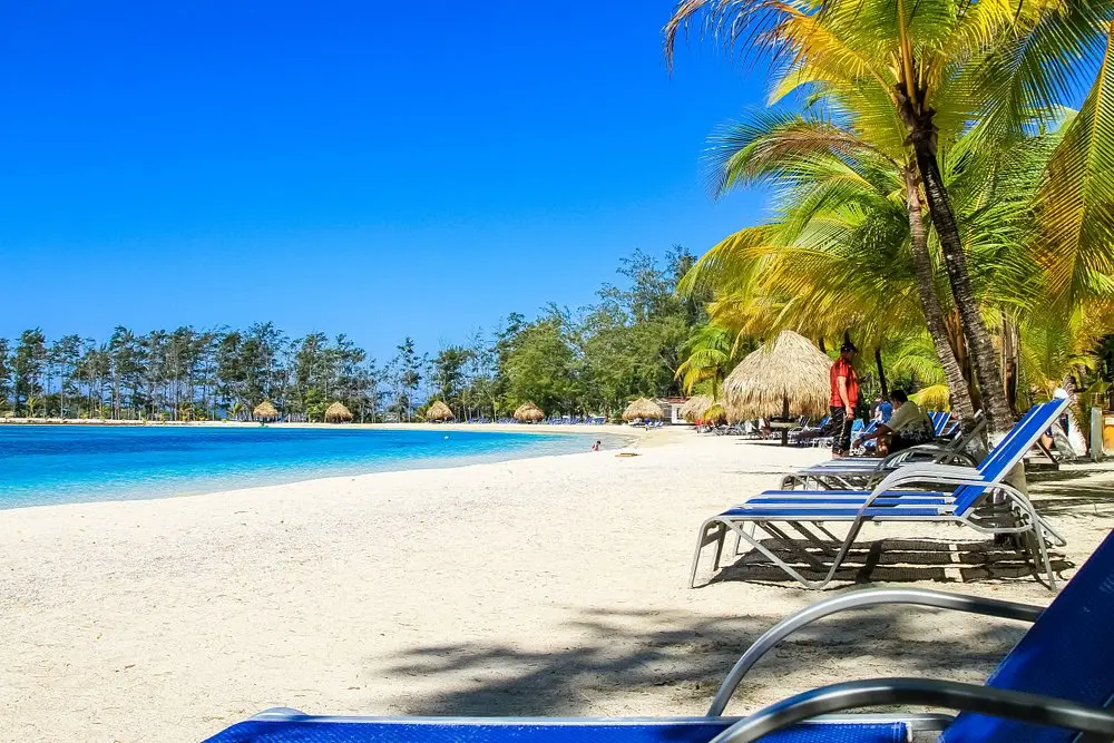 fantasy-island-beach (5).webp