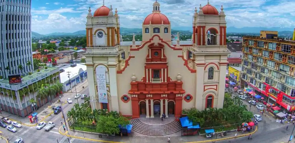 San Pedro Sula – Centro de Aventura
