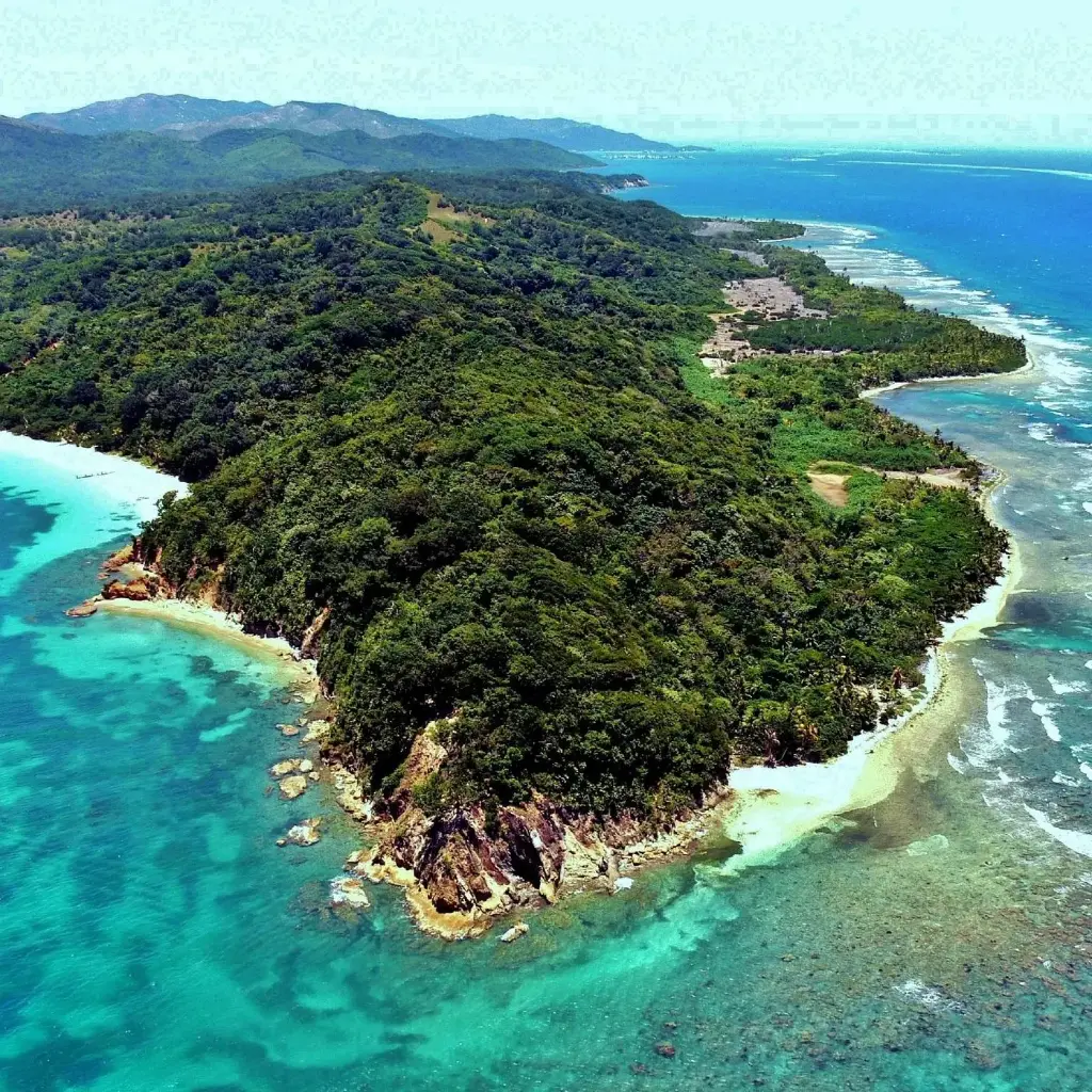 Guanaja: The Venice of the Caribbean 